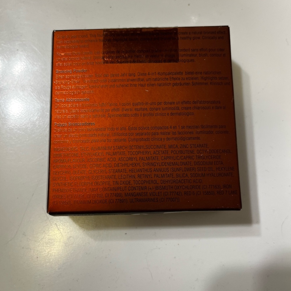 Elizabeth Arden Bronze Powder - Picture 4 of 8